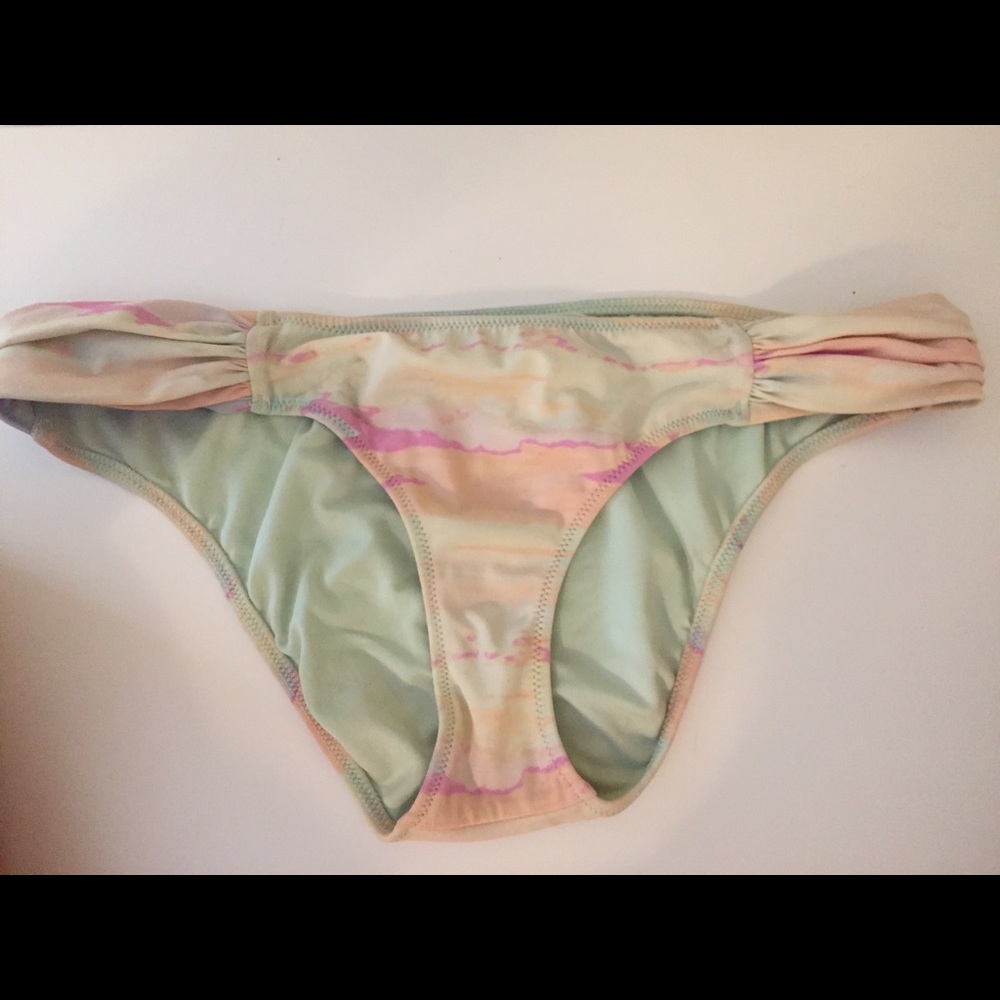 Victoria secret the knockout bikini bottom size XS